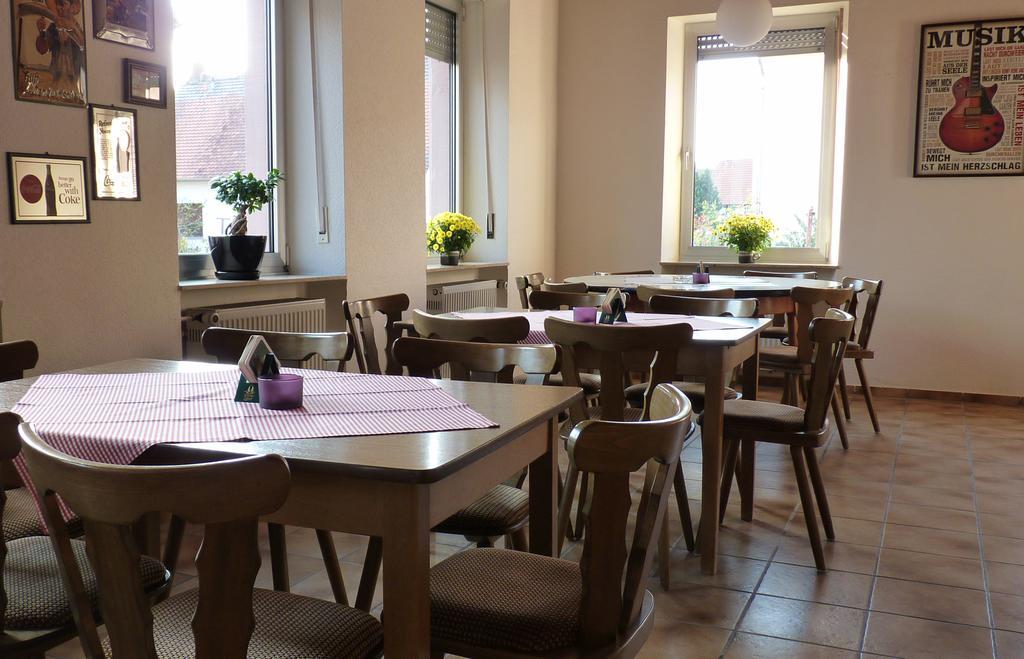 Landgasthof Zur Sonne I Hotel & Restaurant Neuburg am Rhein Exterior foto